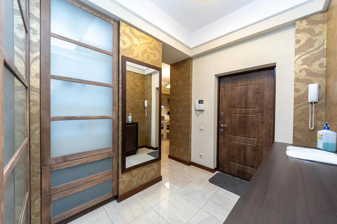 Apartments On Besarabka Kiev