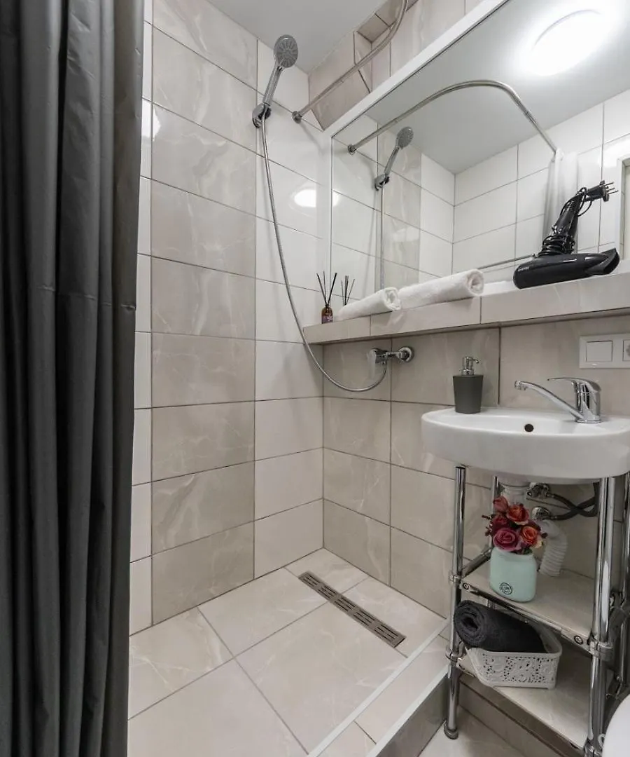 Apartments On Besarabka Kiev