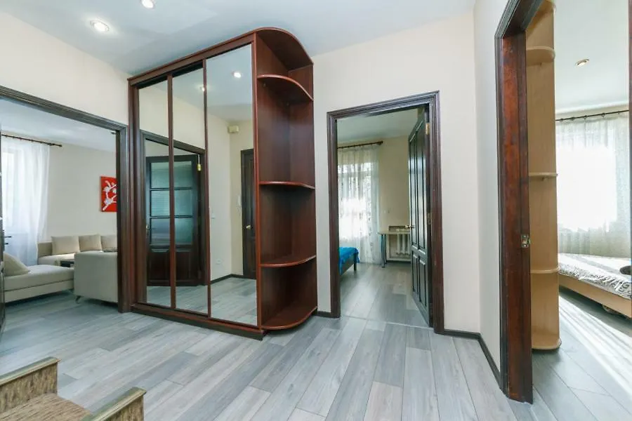 Apartments On Besarabka Kiev
