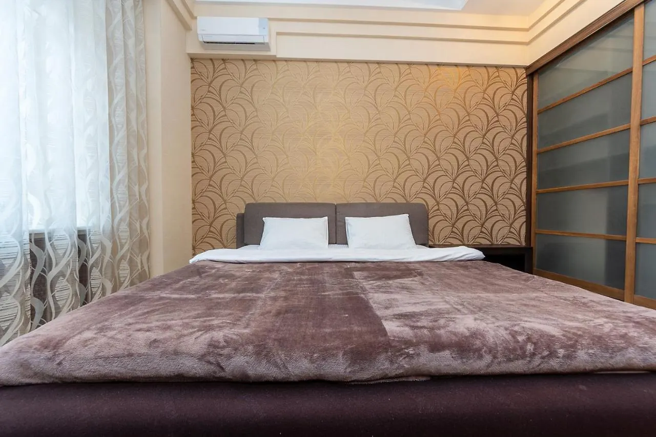 Apartments On Besarabka Kiev