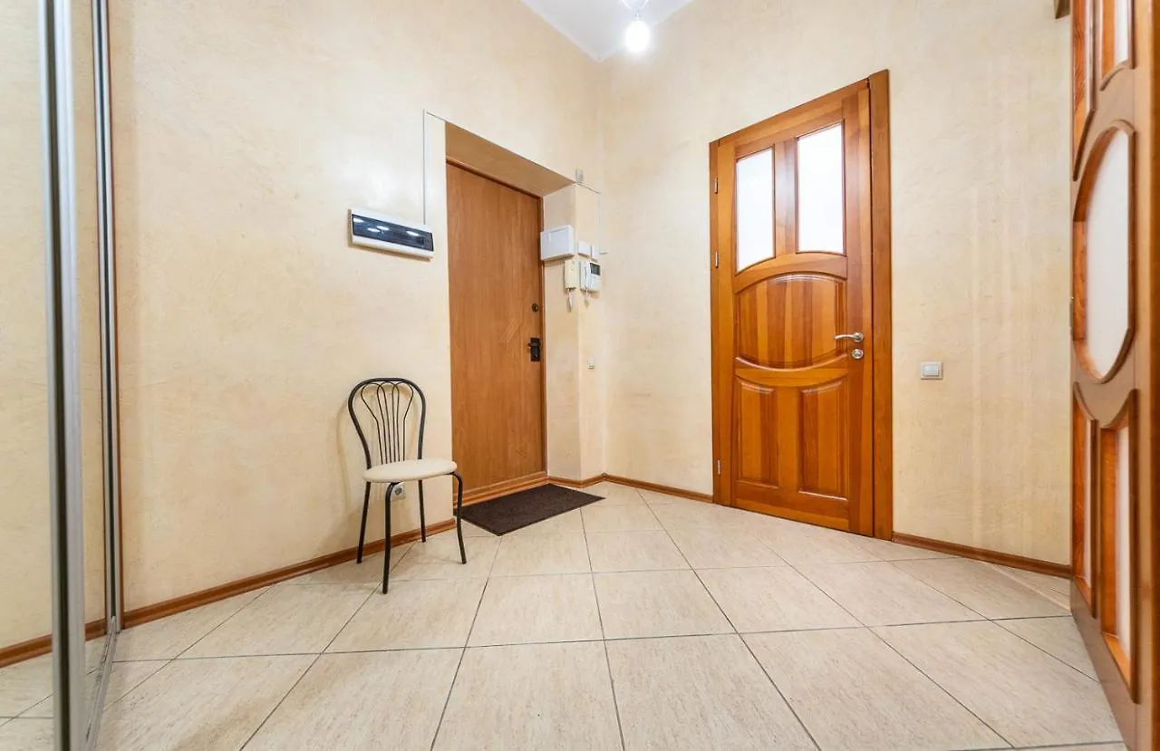 Apartments On Besarabka Kiev