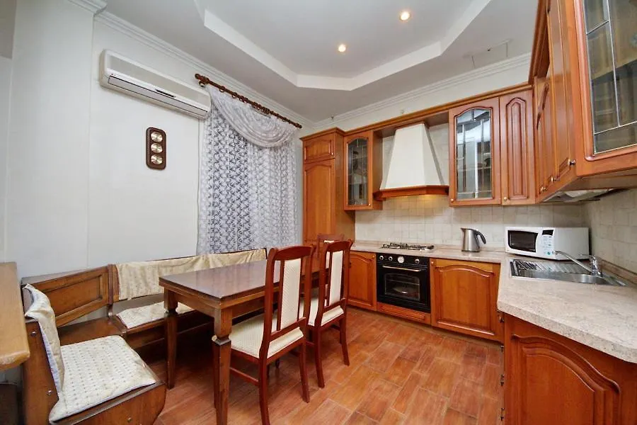 Apartments On Besarabka Kiev Ukrayna