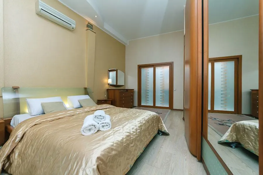 Apartments On Besarabka Kiev Ukrayna