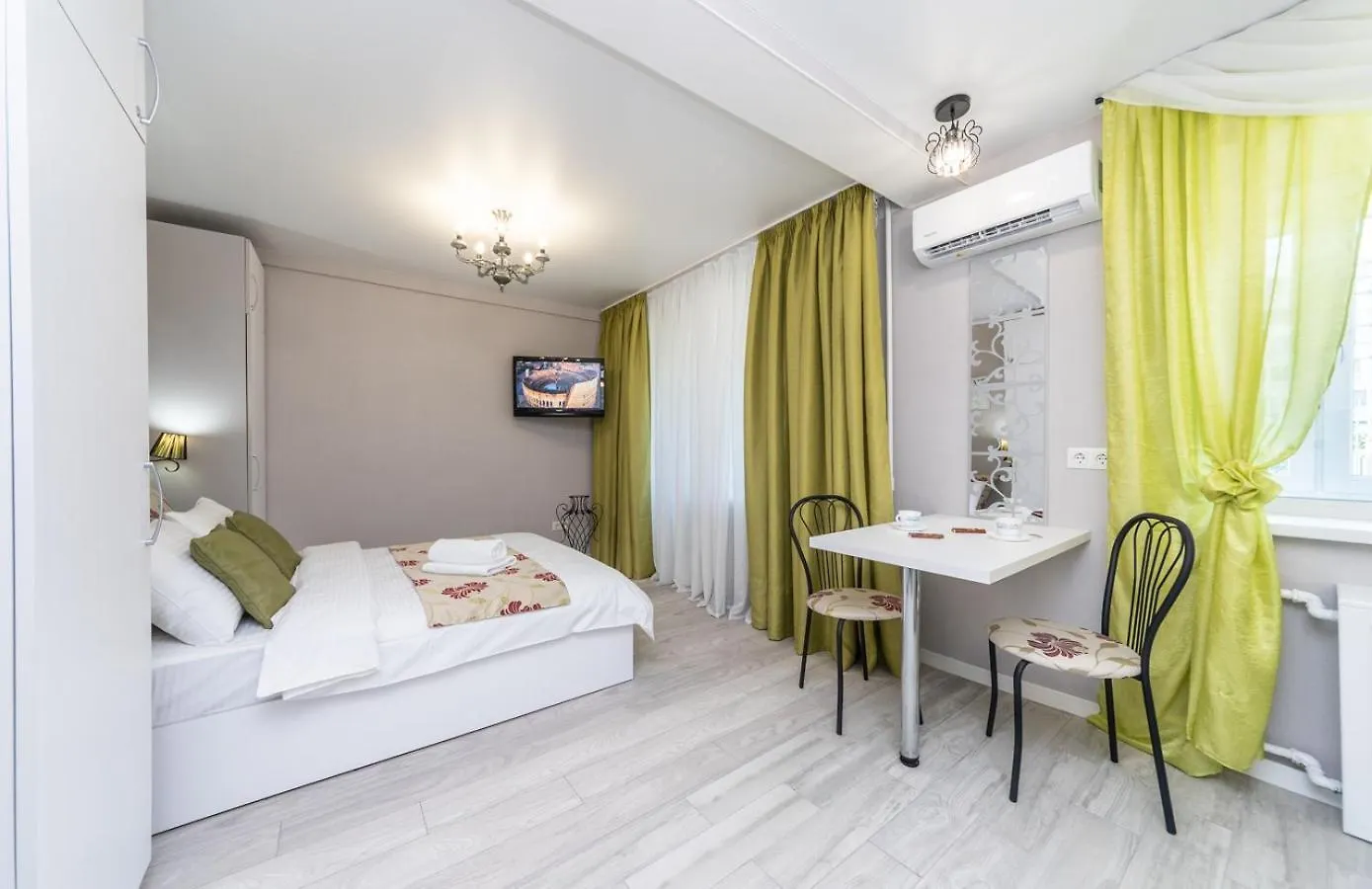 Apartments On Besarabka Kiev